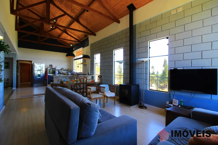 Casa Residencial para Venda - Campos do Jordão, Alto da Boa Vista - REF: 2124 Imagem da galeria de fotos: Casa Residencial para Venda - Campos do Jordão, Alto da Boa Vista - REF: 2124