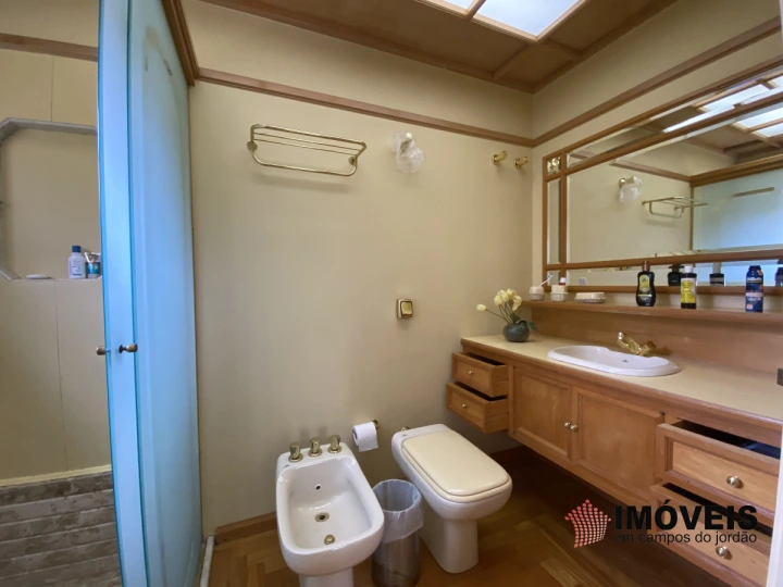 Apartamento Residencial para Venda - Campos do Jordão, Alto do Capivari - REF: 2151 Imagem da galeria de fotos: Apartamento Residencial para Venda - Campos do Jordão, Alto do Capivari - REF: 2151