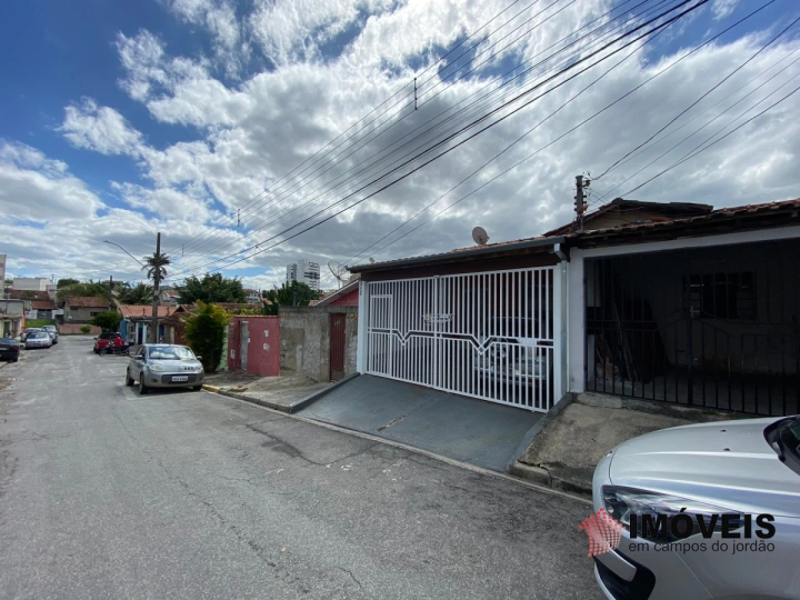 Casa Residencial para Venda - Taubaté, Água Quente - REF: 2179 Imagem da galeria de fotos: Casa Residencial para Venda - Taubaté, Água Quente - REF: 2179