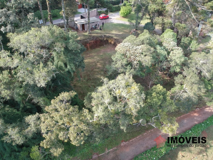 Imagem da galeria de fotos: Terreno/Lote Residencial para Venda - Campos do Jordão, Alto da Boa Vista - REF: 2181