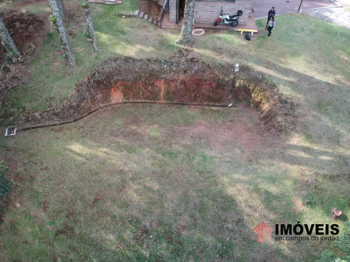 Imagem da galeria de fotos: Terreno/Lote Residencial para Venda - Campos do Jordão, Alto da Boa Vista - REF: 2181