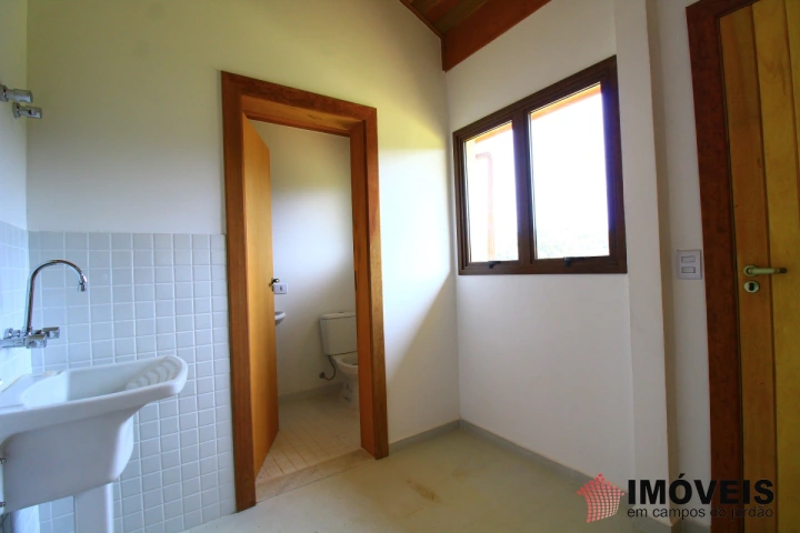 Imagem da galeria de fotos: Casa Residencial para Venda - Campos do Jordão, Descansópolis - REF: 2191