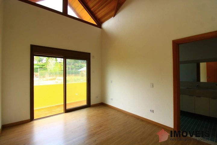 Imagem da galeria de fotos: Casa Residencial para Venda - Campos do Jordão, Descansópolis - REF: 2191