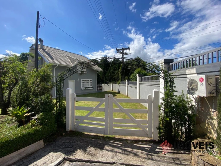 Casa Residencial para Venda - Campos do Jordão, Vila Porã - REF: 2214 Imagem da galeria de fotos: Casa Residencial para Venda - Campos do Jordão, Vila Porã - REF: 2214