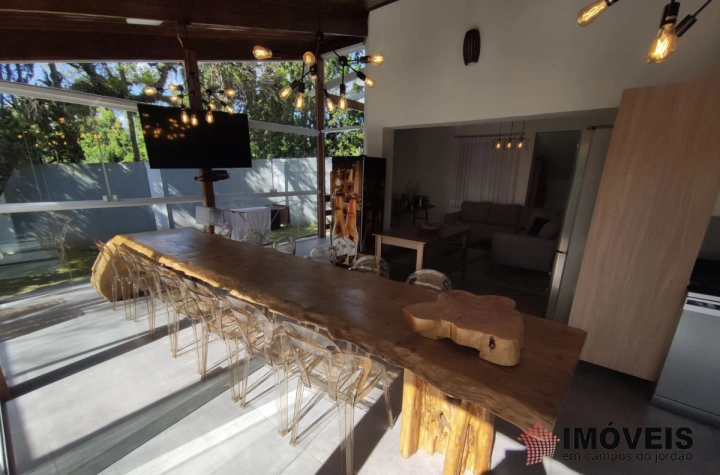 Casa Residencial para Venda - Campos do Jordão, Vila Porã - REF: 2214 Imagem da galeria de fotos: Casa Residencial para Venda - Campos do Jordão, Vila Porã - REF: 2214