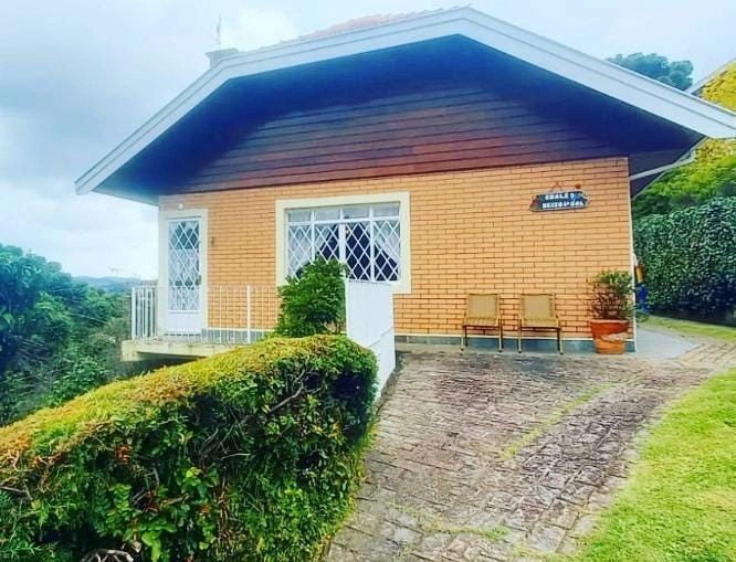 Casa Residencial para Venda Locação Mensal/Anual - Campos do Jordão, Vale Encantado - REF: 2584 Imagem da galeria de fotos: Casa Residencial para Venda Locação Mensal/Anual - Campos do Jordão, Vale Encantado - REF: 2584