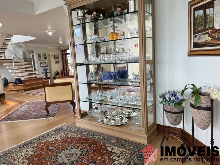 Casa Residencial para Venda - Campos do Jordão, Alto da Boa Vista - REF: 2613 Imagem da galeria de fotos: Casa Residencial para Venda - Campos do Jordão, Alto da Boa Vista - REF: 2613