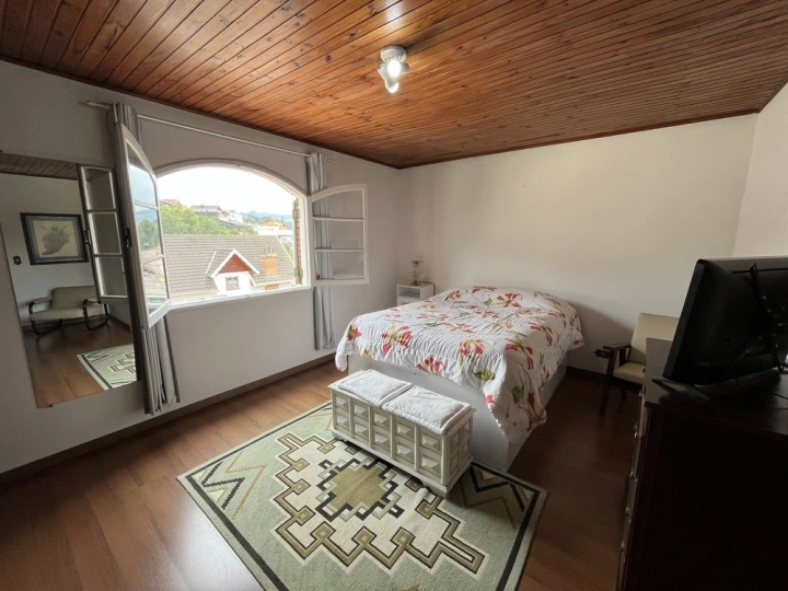 Casa Residencial para Venda - Campos do Jordão, Vila Cristina - REF: 2624 Imagem da galeria de fotos: Casa Residencial para Venda - Campos do Jordão, Vila Cristina - REF: 2624