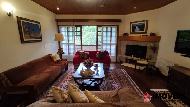 Imagem da galeria de fotos: Apartamento Residencial para Venda - Campos do Jordão, Vila Capivari - REF: 2679