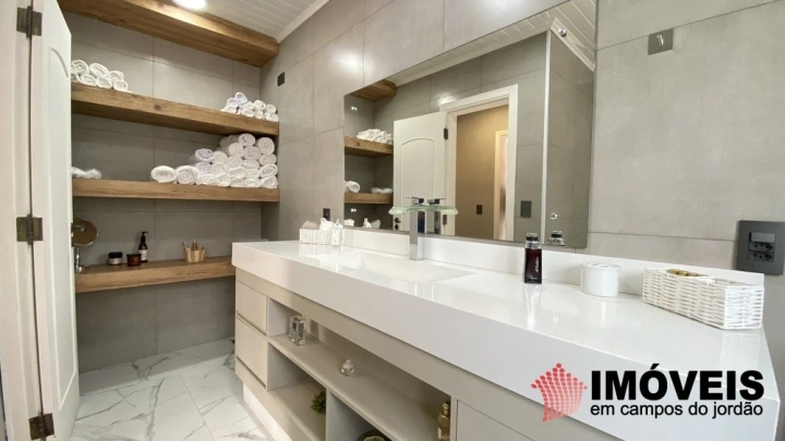 Casa Residencial para Venda - Campos do Jordão, Alto do Capivari - REF: 2680 Imagem da galeria de fotos: Casa Residencial para Venda - Campos do Jordão, Alto do Capivari - REF: 2680