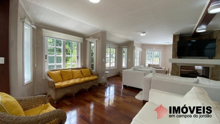 Casa Residencial para Venda - Campos do Jordão, Alto do Capivari - REF: 2680 Imagem da galeria de fotos: Casa Residencial para Venda - Campos do Jordão, Alto do Capivari - REF: 2680