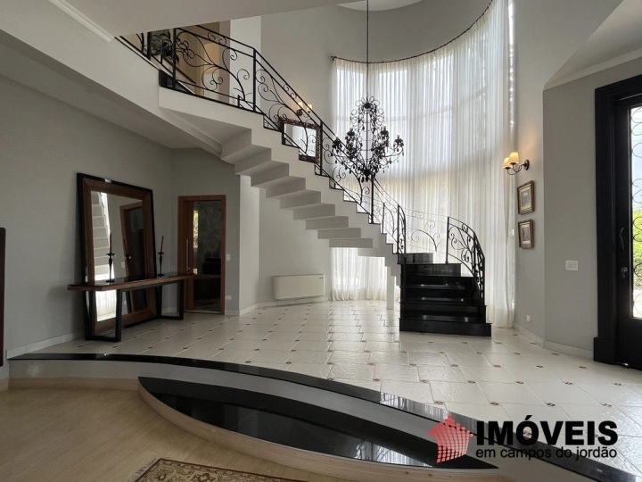 Casa Residencial para Venda - Campos do Jordão, Descansópolis - REF: 2682 Imagem da galeria de fotos: Casa Residencial para Venda - Campos do Jordão, Descansópolis - REF: 2682
