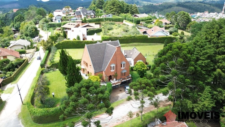 Imagem da galeria de fotos: Casa Residencial para Venda - Campos do Jordão, Alto da Vila Inglesa - REF: CA0237