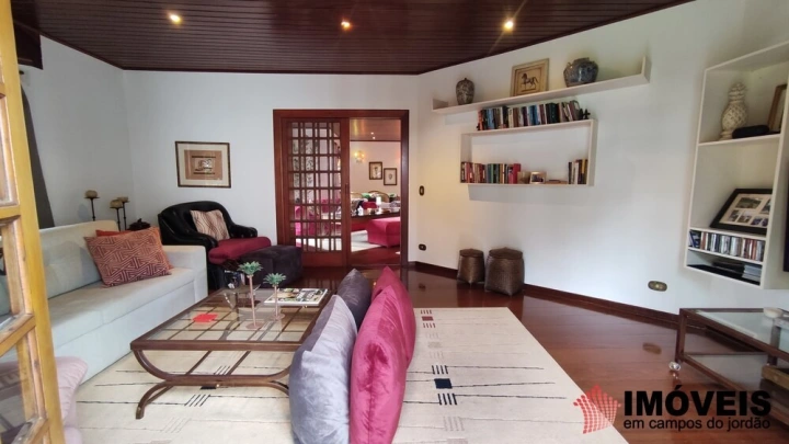 Imagem da galeria de fotos: Casa Residencial para Venda - Campos do Jordão, Alto da Vila Inglesa - REF: CA0237