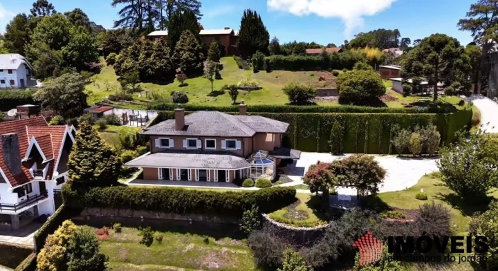 Casa Residencial para Venda - Campos do Jordão, Alto do Capivari - REF: 2958 Imagem da galeria de fotos: Casa Residencial para Venda - Campos do Jordão, Alto do Capivari - REF: 2958