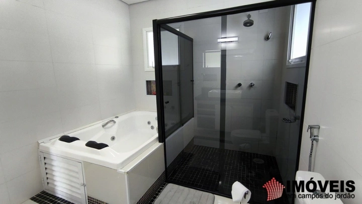 Casa Residencial para Venda - Campos do Jordão, Alto da Boa Vista - REF: 2952 Imagem da galeria de fotos: Casa Residencial para Venda - Campos do Jordão, Alto da Boa Vista - REF: 2952