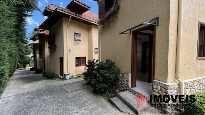 Casa Residencial para Venda - Campos do Jordão, Vila Inglesa - REF: 2933 Imagem da galeria de fotos: Casa Residencial para Venda - Campos do Jordão, Vila Inglesa - REF: 2933