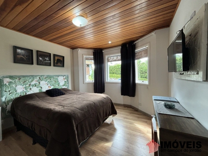 Casa Residencial para Venda - Campos do Jordão, Vila Nova Suiça - REF: 2917 Imagem da galeria de fotos: Casa Residencial para Venda - Campos do Jordão, Vila Nova Suiça - REF: 2917