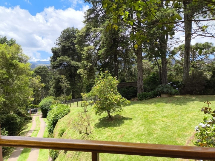 Casa Residencial para Venda - Campos do Jordão, Chantal I e II - REF: 2892 Imagem da galeria de fotos: Casa Residencial para Venda - Campos do Jordão, Chantal I e II - REF: 2892