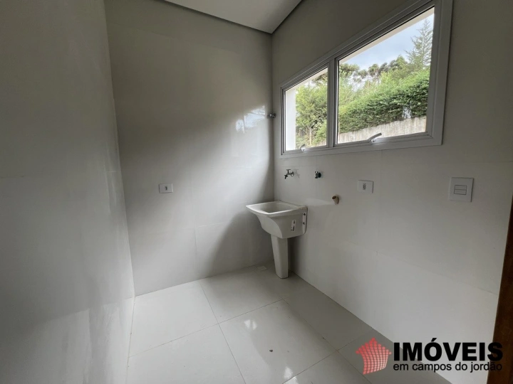 Casa Residencial para Venda - Campos do Jordão, Alto da Boa Vista - REF: 2859 Imagem da galeria de fotos: Casa Residencial para Venda - Campos do Jordão, Alto da Boa Vista - REF: 2859