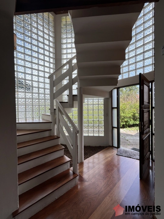 Casa Residencial para Venda - Campos do Jordão, Vila Nova Suiça - REF: 2857 Imagem da galeria de fotos: Casa Residencial para Venda - Campos do Jordão, Vila Nova Suiça - REF: 2857