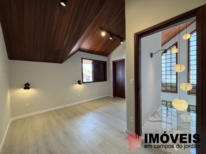 Casa Residencial para Venda - Campos do Jordão, Alto do Capivari - REF: 2855 Imagem da galeria de fotos: Casa Residencial para Venda - Campos do Jordão, Alto do Capivari - REF: 2855