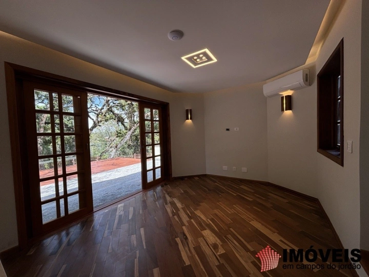 Casa Residencial para Venda - Campos do Jordão, Alto do Capivari - REF: 2855 Imagem da galeria de fotos: Casa Residencial para Venda - Campos do Jordão, Alto do Capivari - REF: 2855