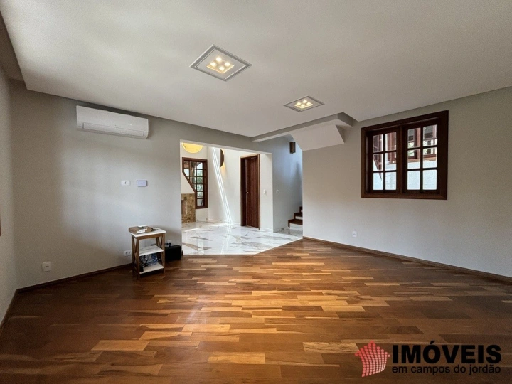 Casa Residencial para Venda - Campos do Jordão, Alto do Capivari - REF: 2855 Imagem da galeria de fotos: Casa Residencial para Venda - Campos do Jordão, Alto do Capivari - REF: 2855