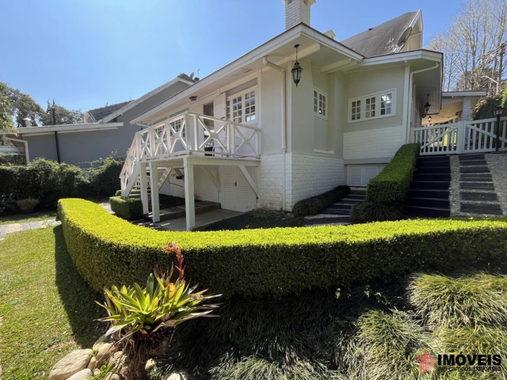 Casa Residencial para Venda - Campos do Jordão, Alto do Capivari - REF: 2811 Imagem da galeria de fotos: Casa Residencial para Venda - Campos do Jordão, Alto do Capivari - REF: 2811