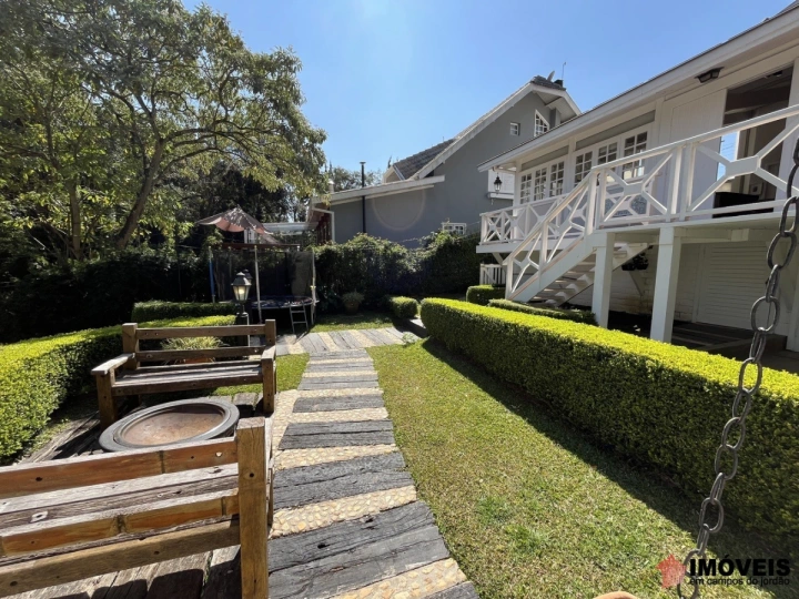 Casa Residencial para Venda - Campos do Jordão, Alto do Capivari - REF: 2811 Imagem da galeria de fotos: Casa Residencial para Venda - Campos do Jordão, Alto do Capivari - REF: 2811