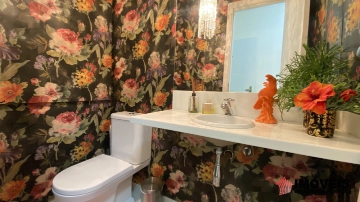 Imagem da galeria de fotos: Apartamento Residencial para Venda - Campos do Jordão, Vila Capivari - REF: 2768