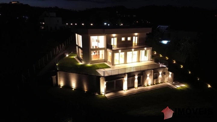 Casa Residencial para Venda - Campos do Jordão, Jardim Embaixador - REF: 2758 Imagem da galeria de fotos: Casa Residencial para Venda - Campos do Jordão, Jardim Embaixador - REF: 2758