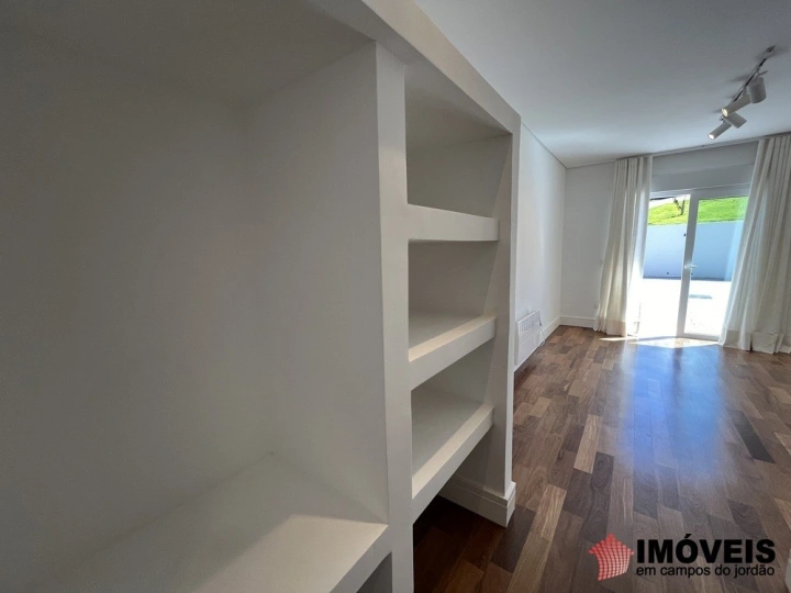 Casa Residencial para Venda - Campos do Jordão, Jardim Embaixador - REF: 2758 Imagem da galeria de fotos: Casa Residencial para Venda - Campos do Jordão, Jardim Embaixador - REF: 2758