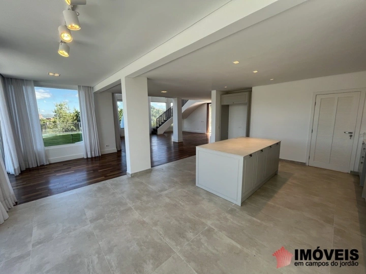 Casa Residencial para Venda - Campos do Jordão, Jardim Embaixador - REF: 2758 Imagem da galeria de fotos: Casa Residencial para Venda - Campos do Jordão, Jardim Embaixador - REF: 2758