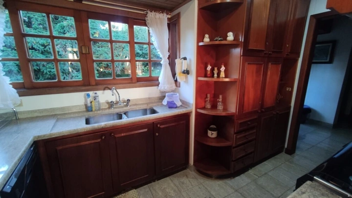 Apartamento Residencial para Venda - Campos do Jordão, Alto do Capivari - REF: 2735 Imagem da galeria de fotos: Apartamento Residencial para Venda - Campos do Jordão, Alto do Capivari - REF: 2735