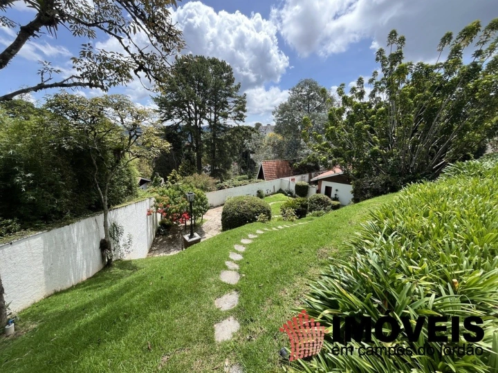 Casa Residencial para Venda - Campos do Jordão, Alto do Capivari - REF: 2729 Imagem da galeria de fotos: Casa Residencial para Venda - Campos do Jordão, Alto do Capivari - REF: 2729