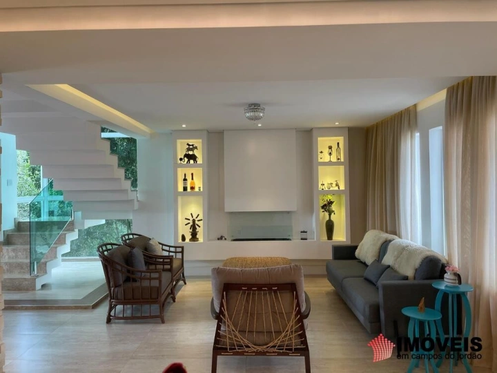 Casa Residencial para Venda - Campos do Jordão, Alto da Boa Vista - REF: 2727 Imagem da galeria de fotos: Casa Residencial para Venda - Campos do Jordão, Alto da Boa Vista - REF: 2727