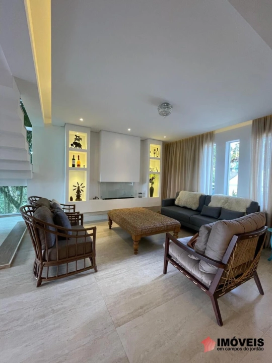 Casa Residencial para Venda - Campos do Jordão, Alto da Boa Vista - REF: 2727 Imagem da galeria de fotos: Casa Residencial para Venda - Campos do Jordão, Alto da Boa Vista - REF: 2727