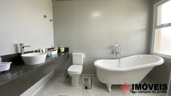 Casa Residencial para Venda - Campos do Jordão, Alto do Capivari - REF: 2709 Imagem da galeria de fotos: Casa Residencial para Venda - Campos do Jordão, Alto do Capivari - REF: 2709