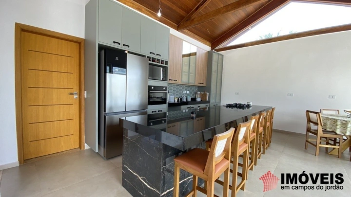 Casa Residencial para Venda - Campos do Jordão, Alto do Capivari - REF: 2709 Imagem da galeria de fotos: Casa Residencial para Venda - Campos do Jordão, Alto do Capivari - REF: 2709