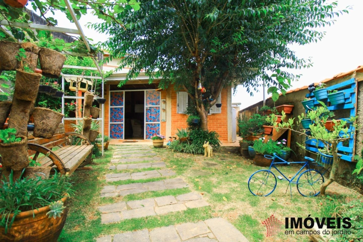 Imagem da galeria de fotos: Casa Residencial para Venda - Campos do Jordão, Vila Loly - REF: CA0144