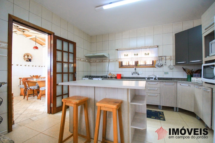 Imagem da galeria de fotos: Casa Residencial para Venda - Campos do Jordão, Vila Loly - REF: CA0144