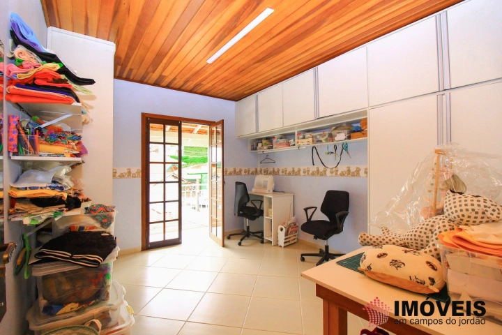 Imagem da galeria de fotos: Casa Residencial para Venda - Campos do Jordão, Vila Loly - REF: CA0144