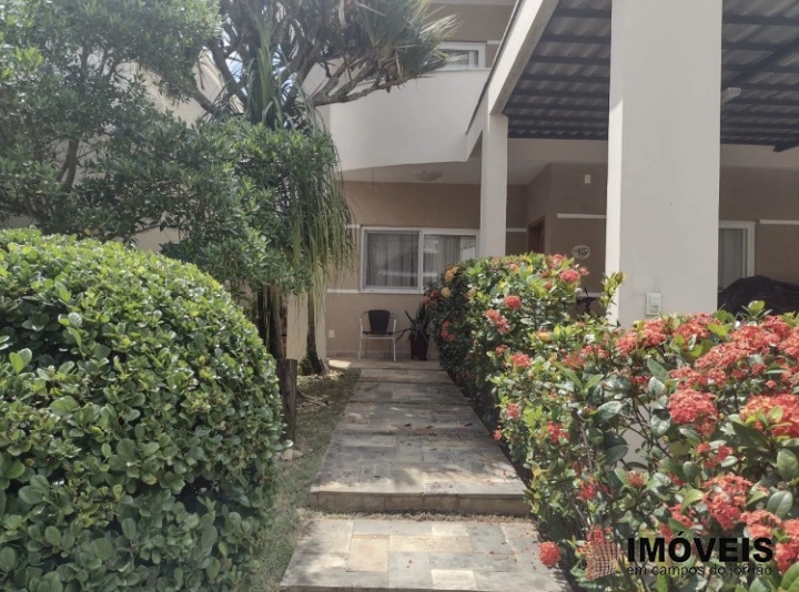 Imagem da galeria de fotos: Casa Residencial para Venda - Campos do Jordão, Vila Abernéssia - REF: 1984