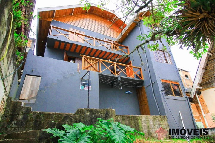 Casa Residencial para Venda - Campos do Jordão, Vila Campos do Jordão - REF: 1978 Imagem da galeria de fotos: Casa Residencial para Venda - Campos do Jordão, Vila Campos do Jordão - REF: 1978