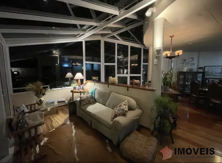 Casa Residencial para Venda - Campos do Jordão, Vila Simonsen - REF: 1977 Imagem da galeria de fotos: Casa Residencial para Venda - Campos do Jordão, Vila Simonsen - REF: 1977