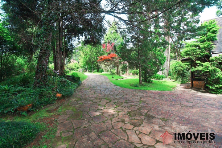 Casa Residencial para Venda - Campos do Jordão, Jardim Véu da Noiva - REF: 1976 Imagem da galeria de fotos: Casa Residencial para Venda - Campos do Jordão, Jardim Véu da Noiva - REF: 1976