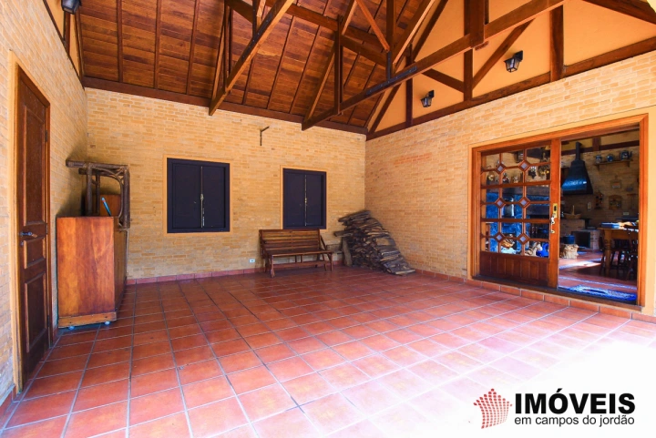 Casa Residencial para Venda - Campos do Jordão, Jardim Véu da Noiva - REF: 1976 Imagem da galeria de fotos: Casa Residencial para Venda - Campos do Jordão, Jardim Véu da Noiva - REF: 1976