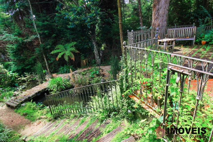 Casa Residencial para Venda - Campos do Jordão, Jardim Véu da Noiva - REF: 1976 Imagem da galeria de fotos: Casa Residencial para Venda - Campos do Jordão, Jardim Véu da Noiva - REF: 1976