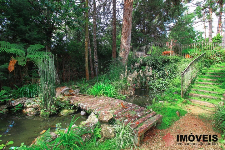 Casa Residencial para Venda - Campos do Jordão, Jardim Véu da Noiva - REF: 1976 Imagem da galeria de fotos: Casa Residencial para Venda - Campos do Jordão, Jardim Véu da Noiva - REF: 1976